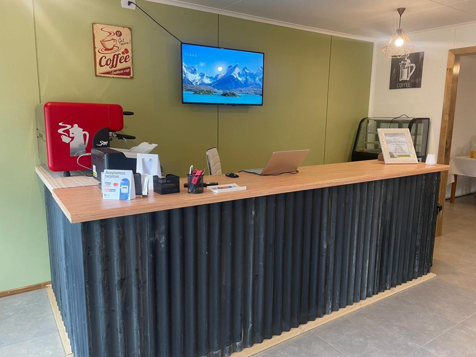 Terra Hostal Puerto Natales Eksteriør billede